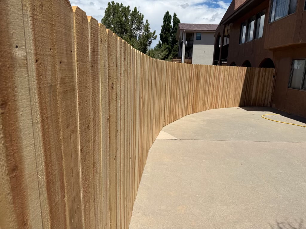 Dog-Ear Cedar Wood Picket
